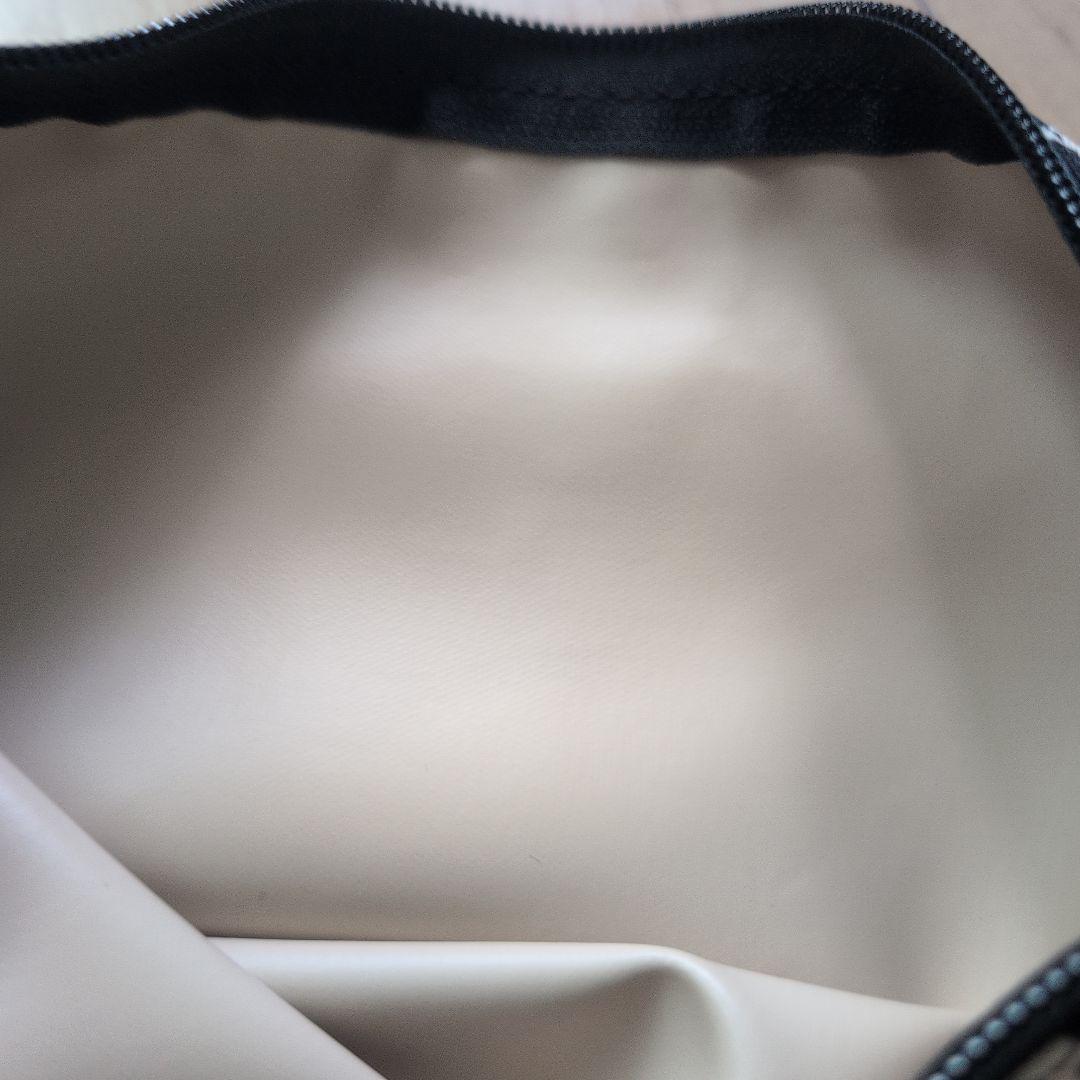 Helen Chapelierビッグポシェット パンサーブラン