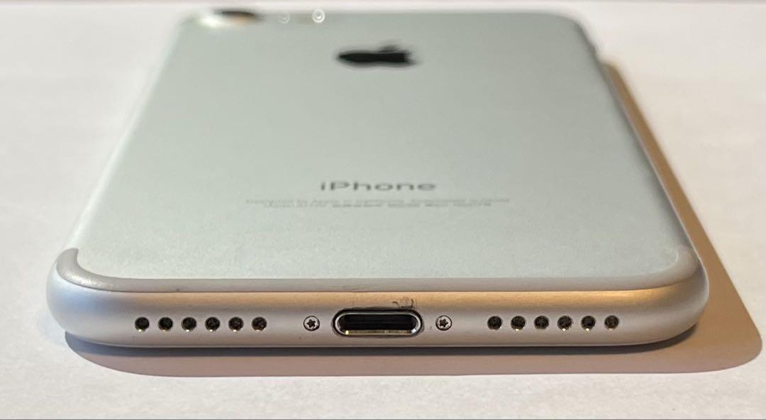【特価】iPhone 7 シルバー 本体 箱付き