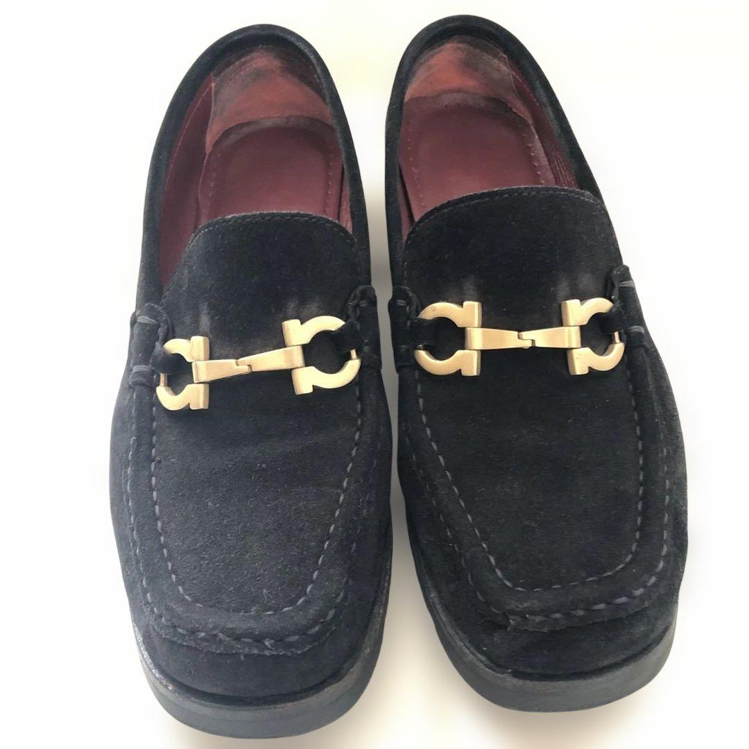 フェラガモ ブラックスエードローファー ゴールド金具22.5cm Salvatore Ferragamo
