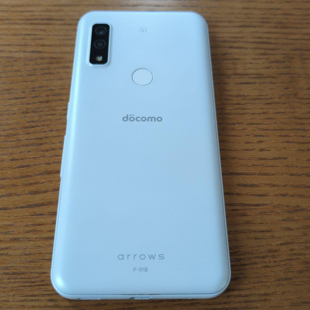 FCNT arrows We F-51B ホワイト docomo FCNT arrows We F-51B docomo ホワイト - メルカリ