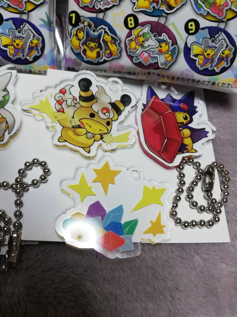 ポケモンセンター限定 メガポンチョを着たピカチュウ アクリル