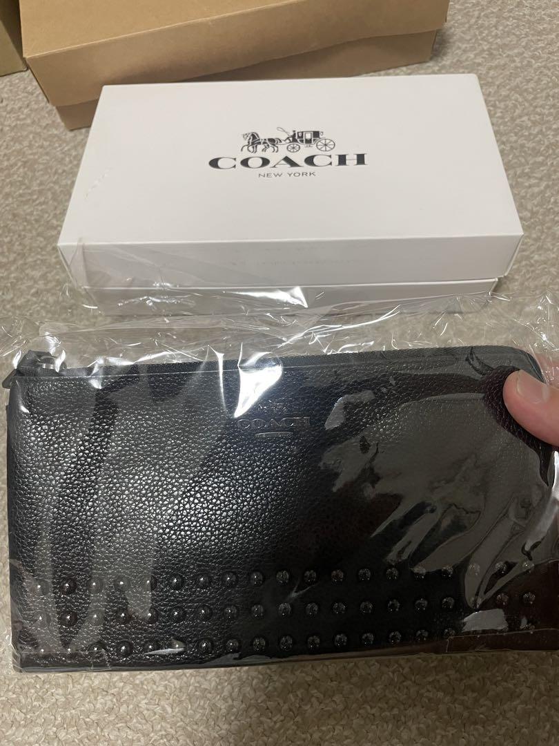 coach新品財布とcoachの入れ物