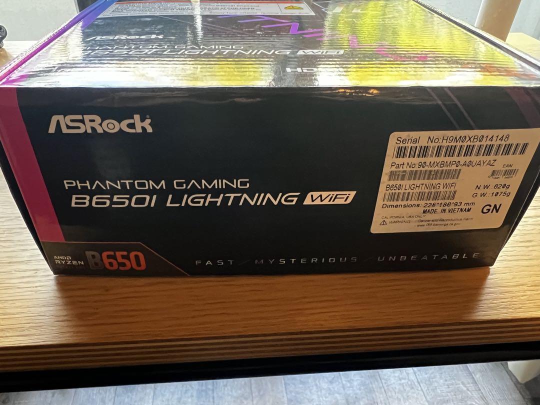 マザーボード ASRock PhantomGamingB650I Lightning WIFI