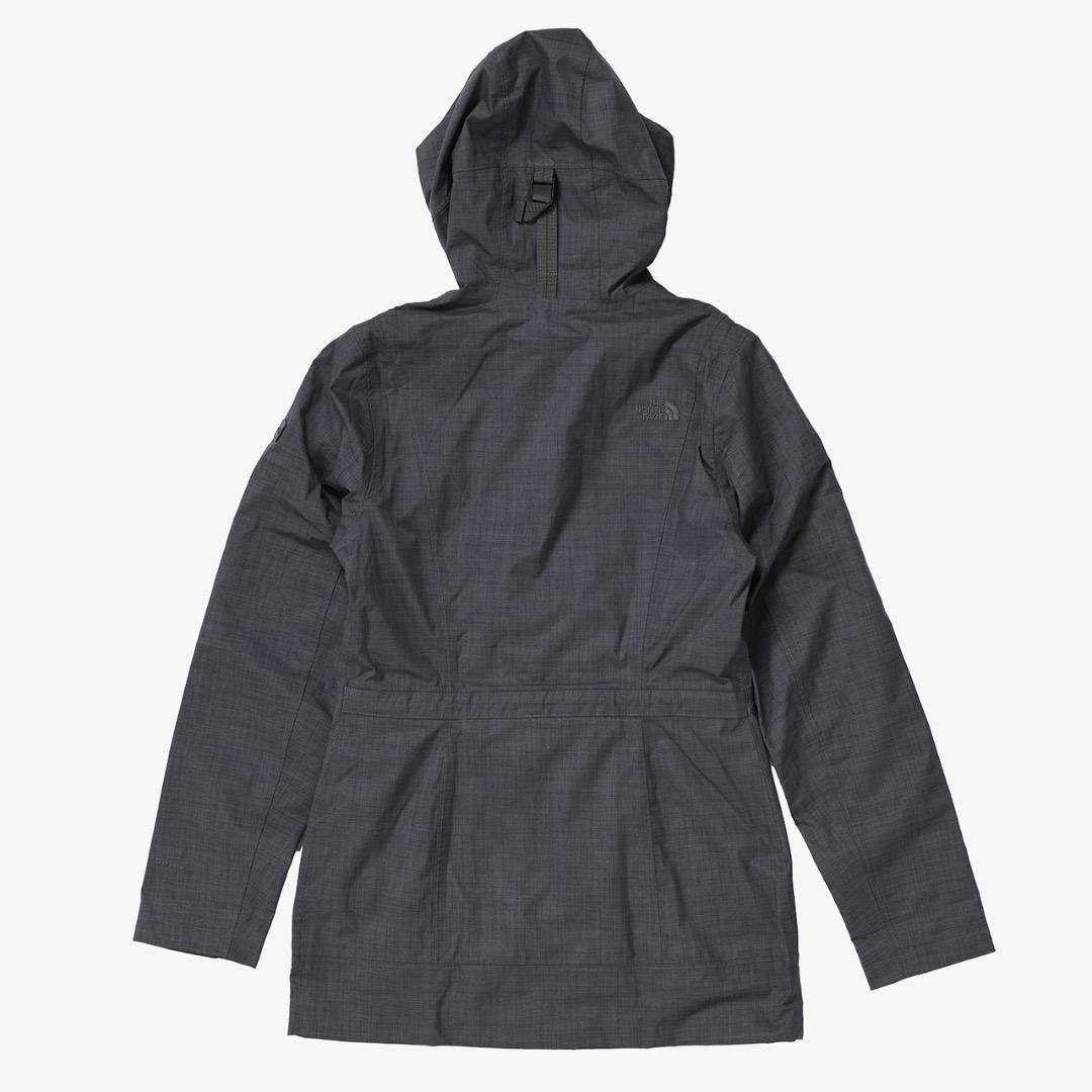「大人気 新入荷 新品」に該当するファッション通販 FACE NORTH DRYVENT】THE シェルジャケット XS グレー ジャケット・アウター