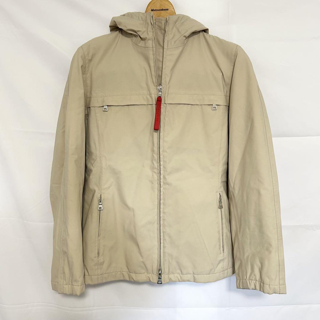 美品 PRADA GORE-TEX ベージュ ナイロンジャケットフード付き