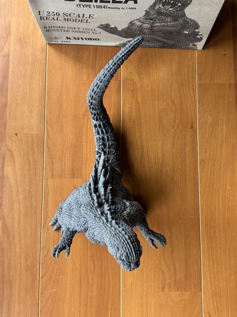 【海洋堂】GODZILLA 1/250未塗装 昭和ゴジラ ソフビキット 1984 海洋堂】GODZILLA 1/250未塗装 昭和ゴジラ ソフビキット 1984
