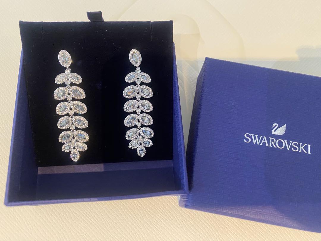 SWAROVSKI - 新品未使用 正規品 SWAROVSKI BARON ピアス