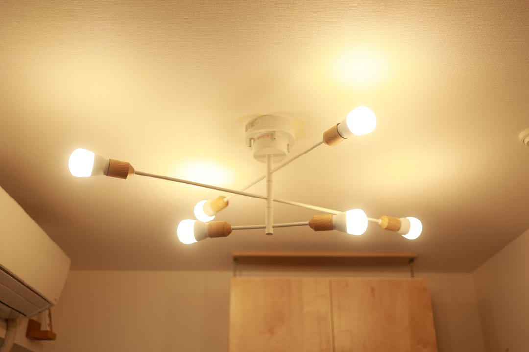 【ほぼ未使用】LED調光シーリングライト｜電球6個とリモコン付き・おしゃれ照明