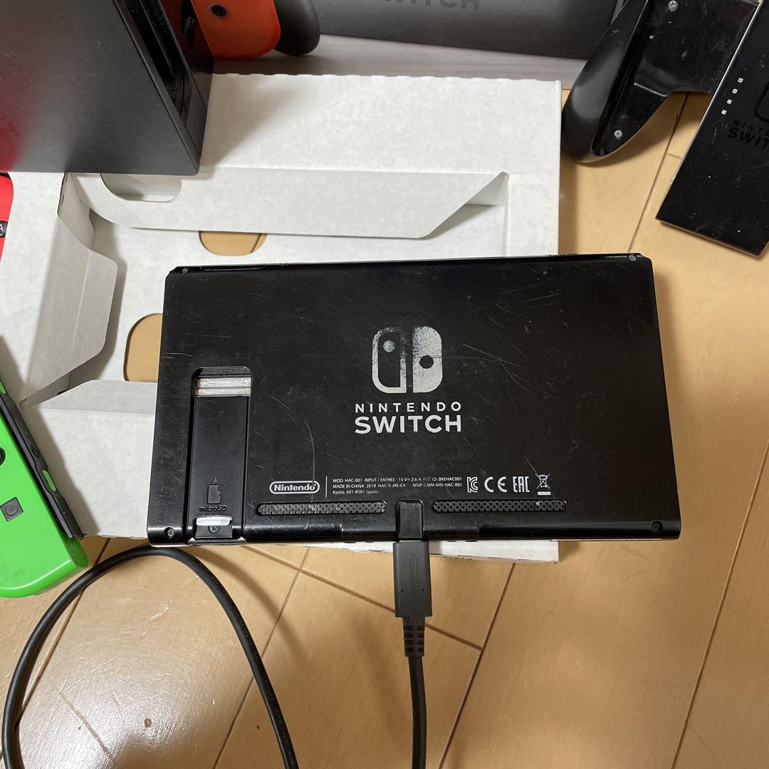 Nintendo Switch ネオンカラー本体