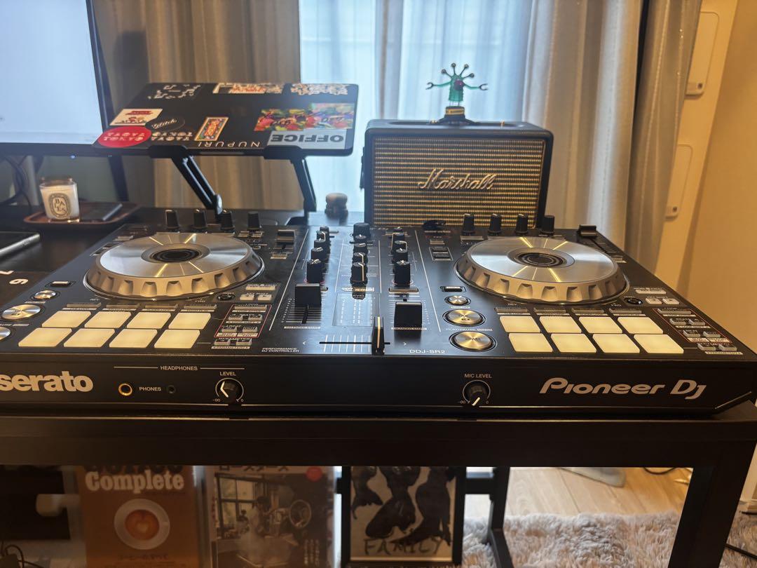 Pioneer DJ DDJ-SR2 DJコントローラー
