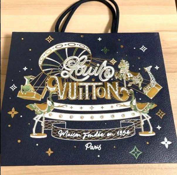 Louis Vuitton Xmas限定ショッパー 2024 ルイヴィトン - メルカリ