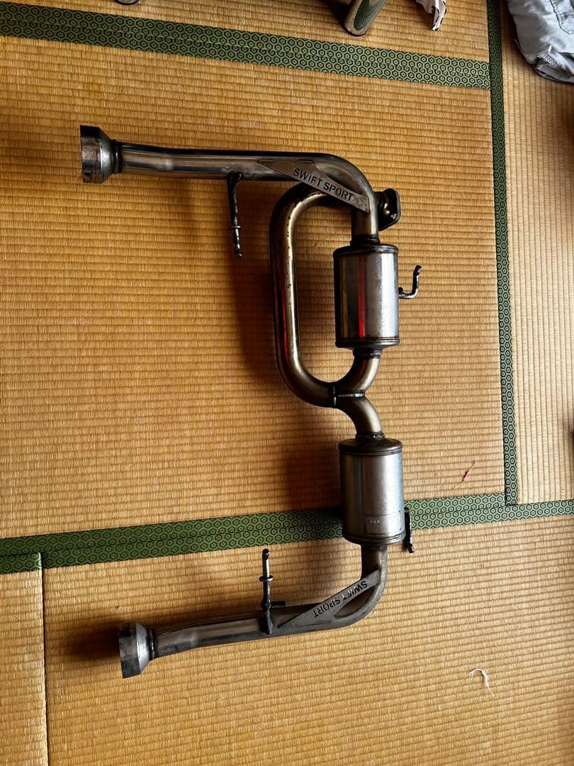 Zc32sスイフトスポーツマフラーリア中間セット Zc32sスイフトスポーツマフラーリア中間セット