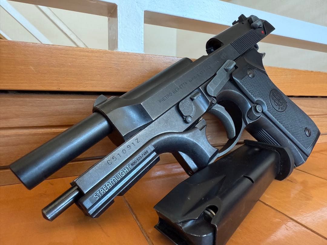 MGC BERETTA M92F SRHW 実物マウント付き HW モデルガンM.G.C
