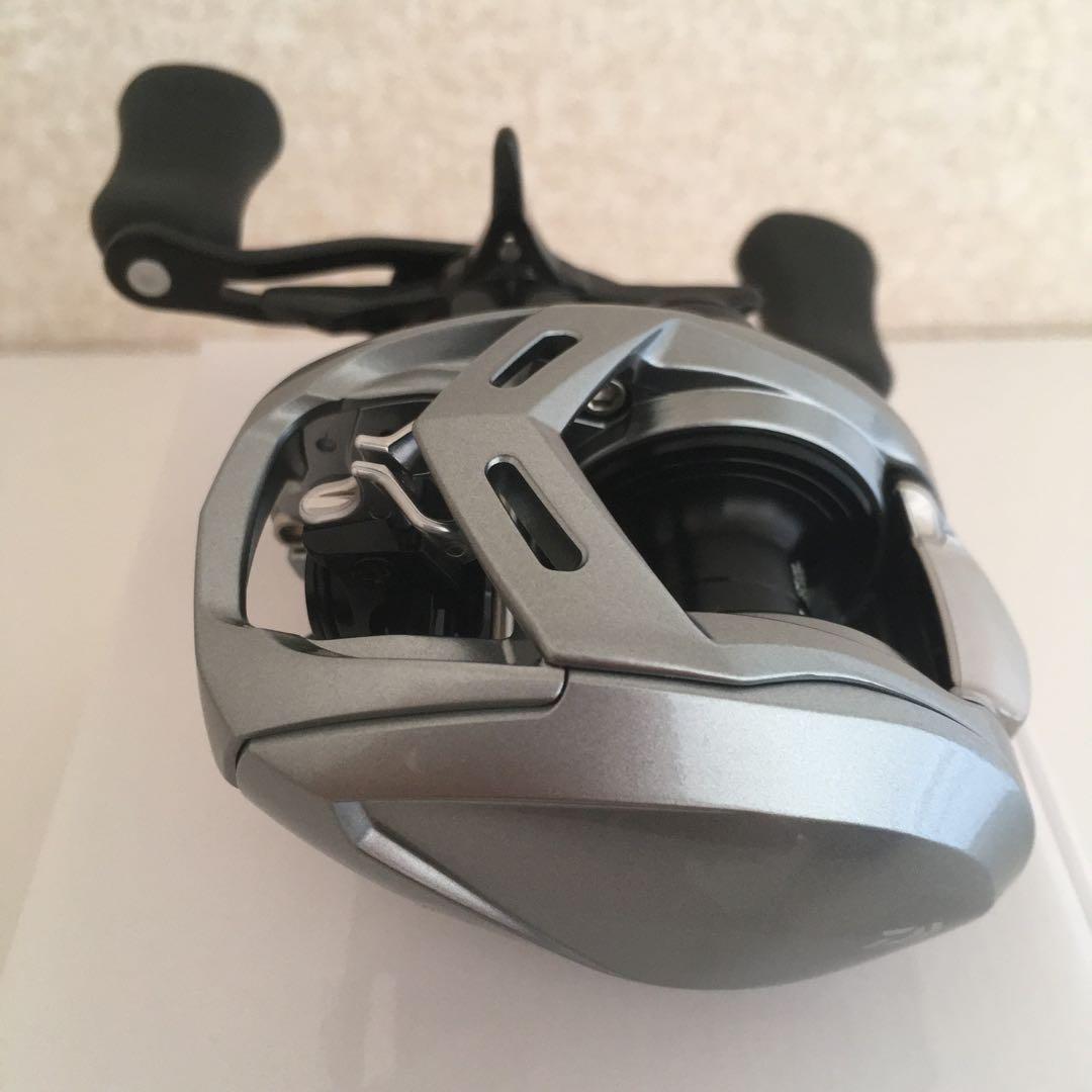 【新品未使用】ダイワ 21アルファス SV TW 800XH