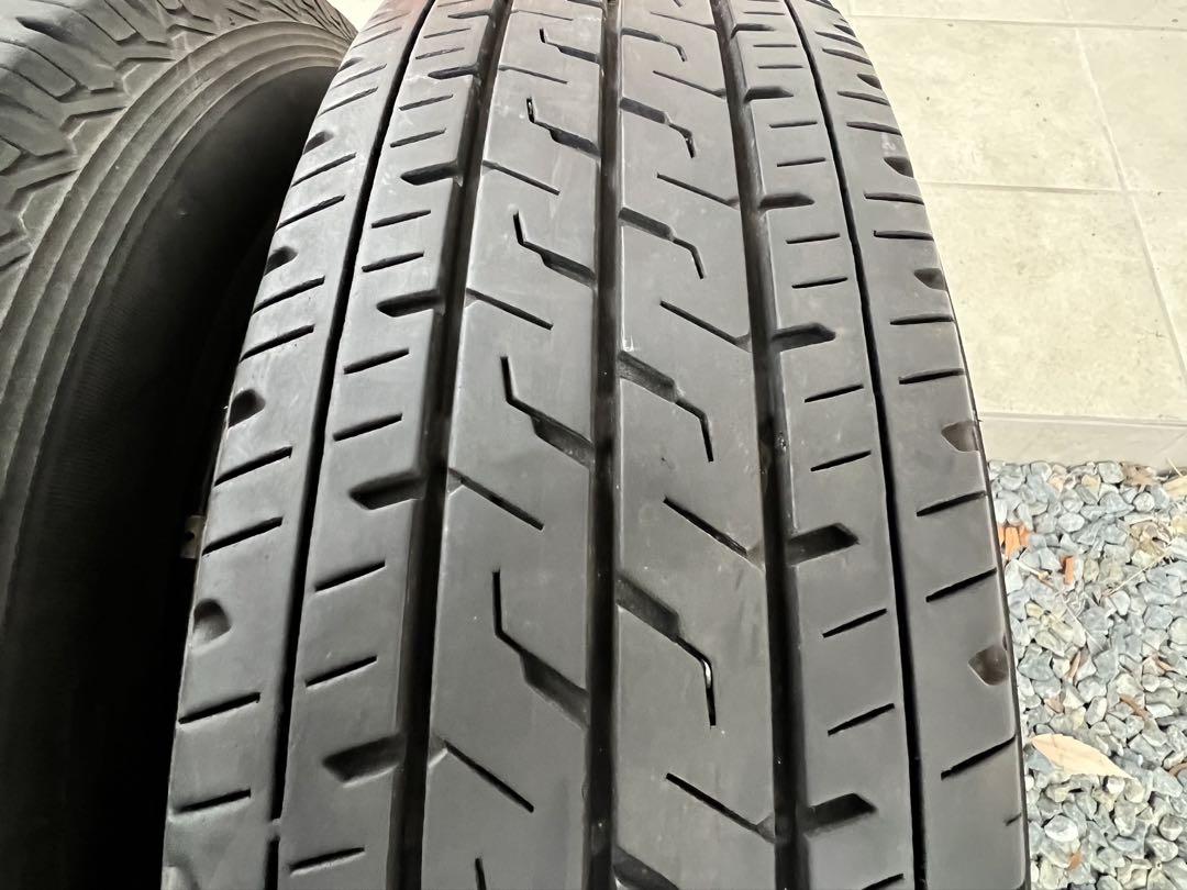 195/80R15 107/105ハイエースホイールセット ブリヂストン夏タイヤ