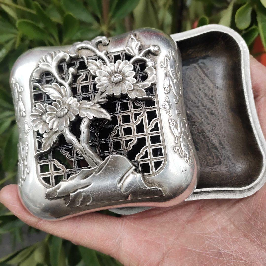 菊の花  香炉  茶道具 香道具  工芸品 美術品 置物