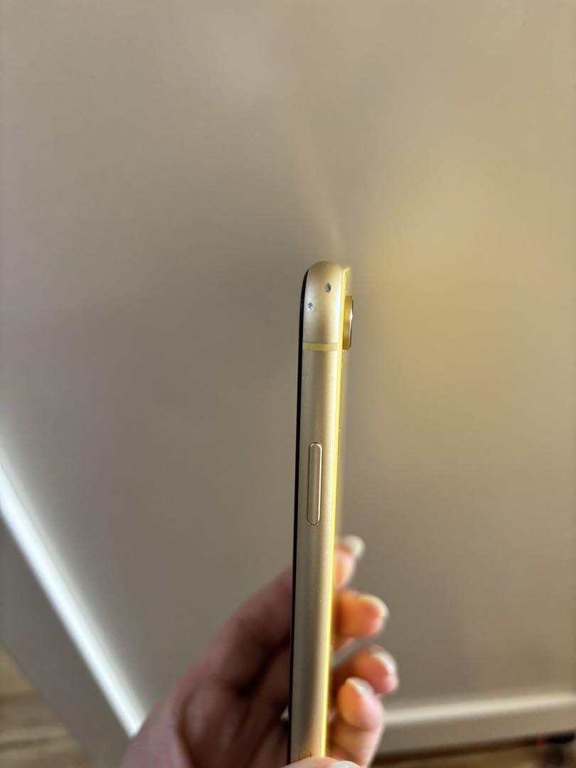 Apple iPhone XR イエロー