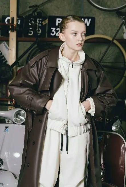 公式よりお得！【The Toe】Kensington Trench Coat