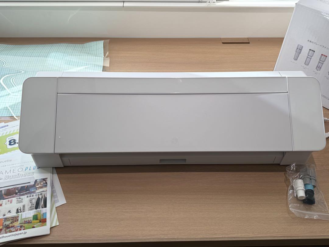 シルエットカメオ4プラス Silhouette Cameo4 Plus