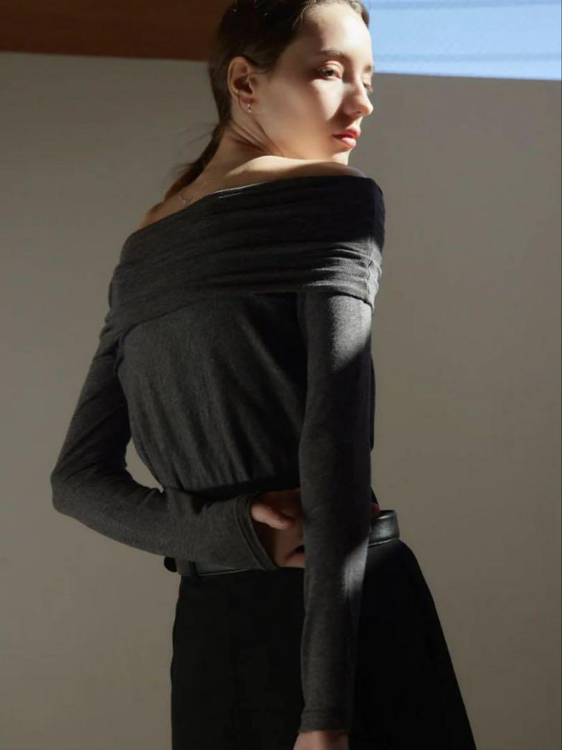 【maison celon】オフショルダーシーリングトップス