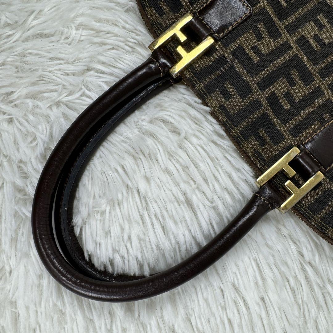 FENDI ハンドバッグ ショルダー 2way ズッカ キャンバス 斜め掛け