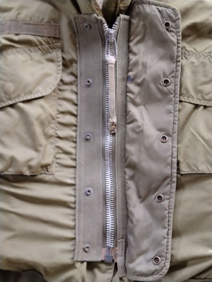 M69ボディアーマー全体的に状態が悪い