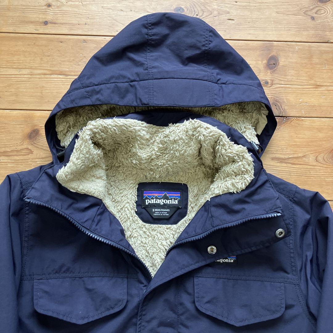 patagonia イスマスパーカー　ネイビー