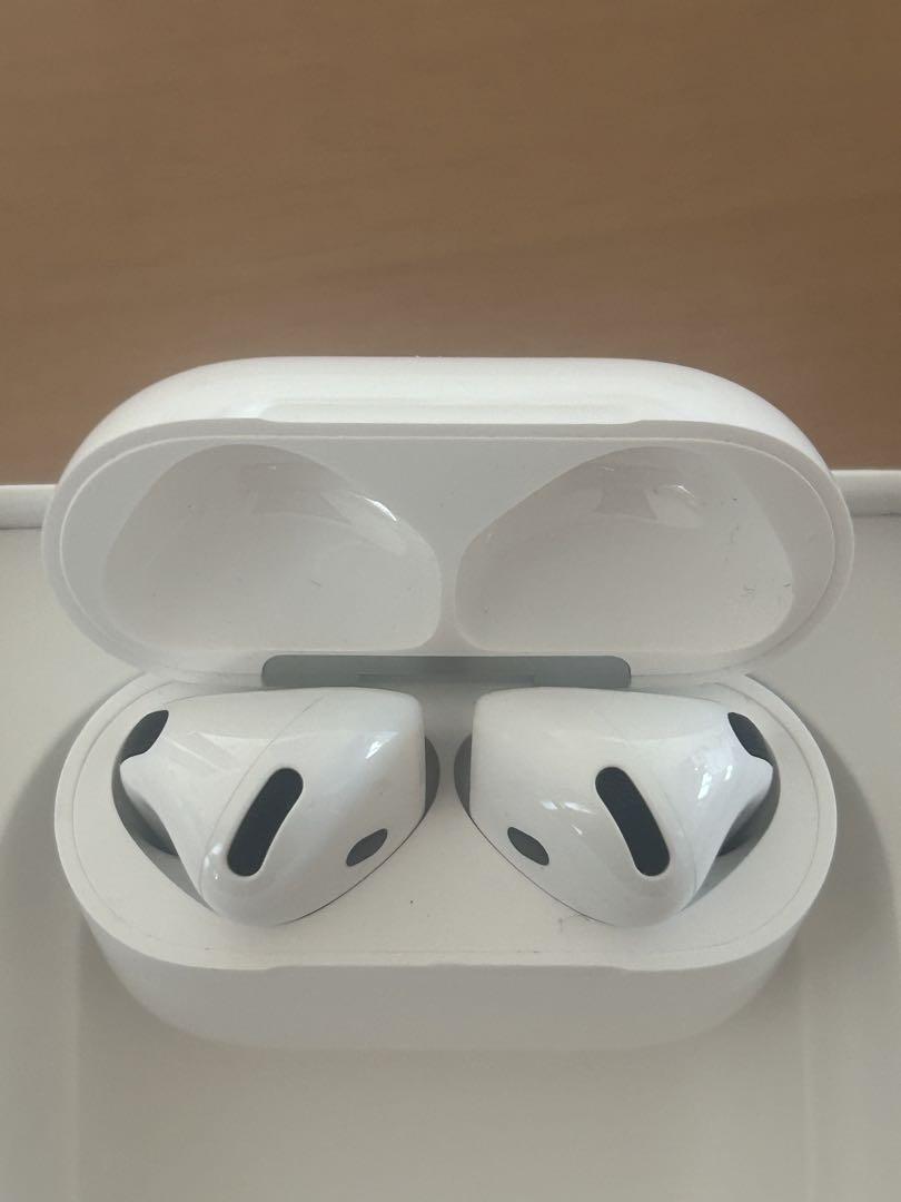 AirPods 4 アクティブノイズキャンセリング搭載