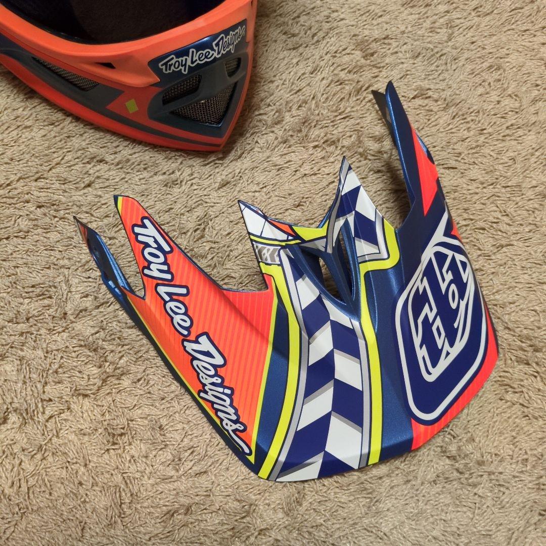 bern BMXヘルメット