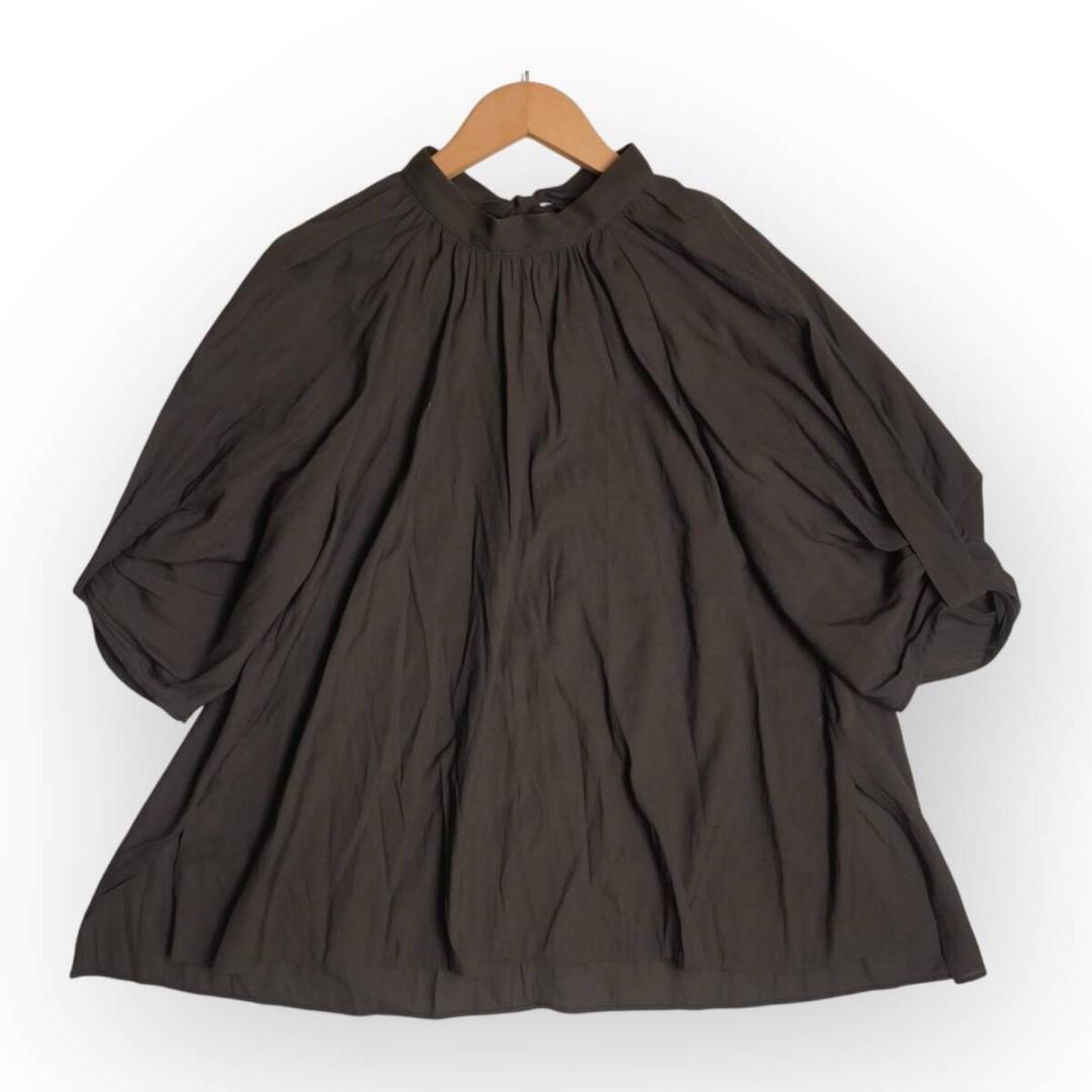 J116@ LOHEN ギャザータック ブラウス 38 ボリューム袖 ゆったり