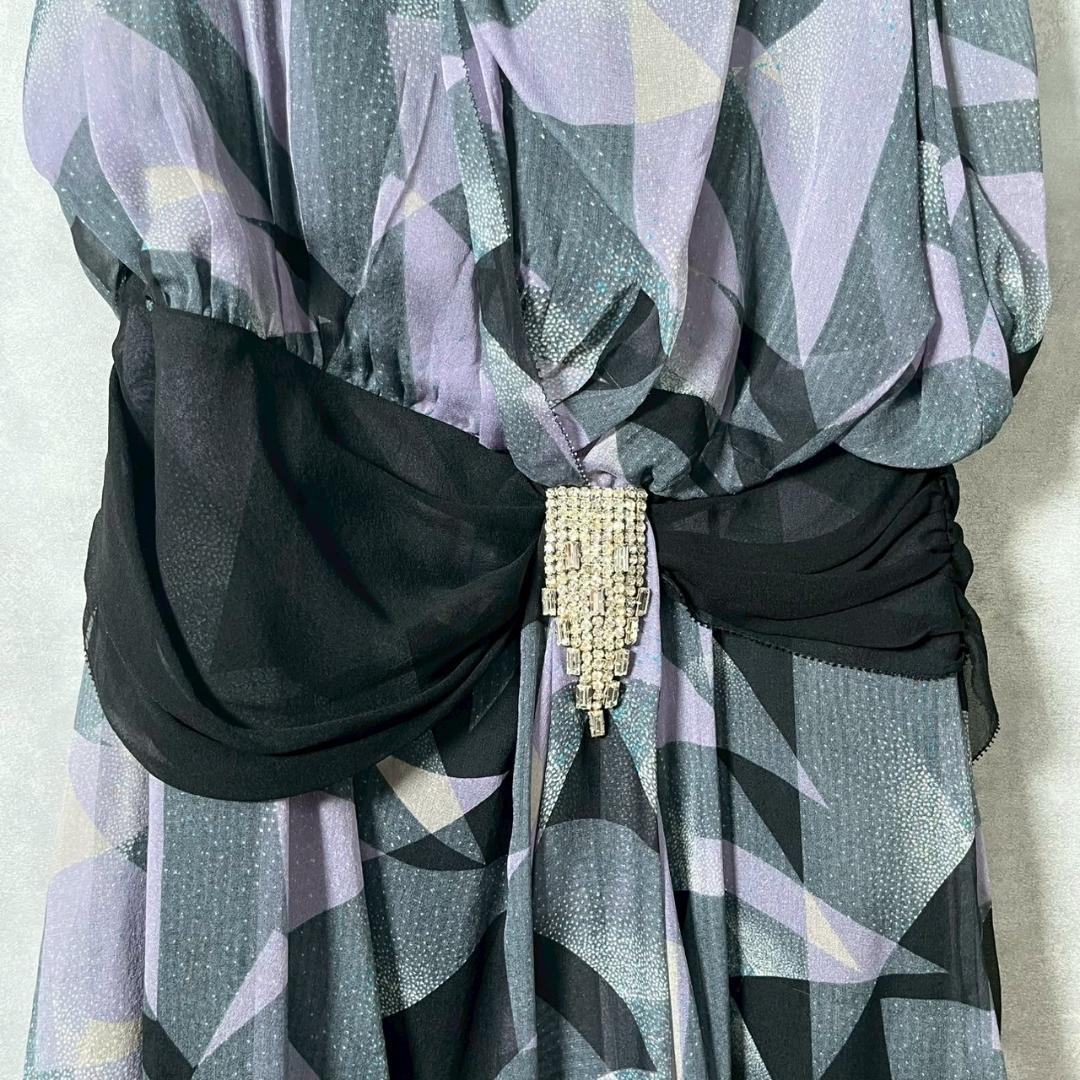DIANE von FURSTENBERG 幾何学柄 シルク ドレス N1015 DIANE von FURSTENBERG 幾何学柄 シルク ドレス N1015 - メルカリ