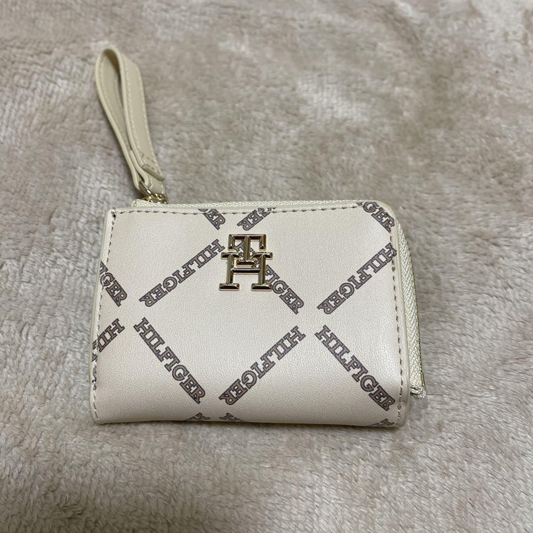 トミー　TOMMY 財布　三つ折り　美品