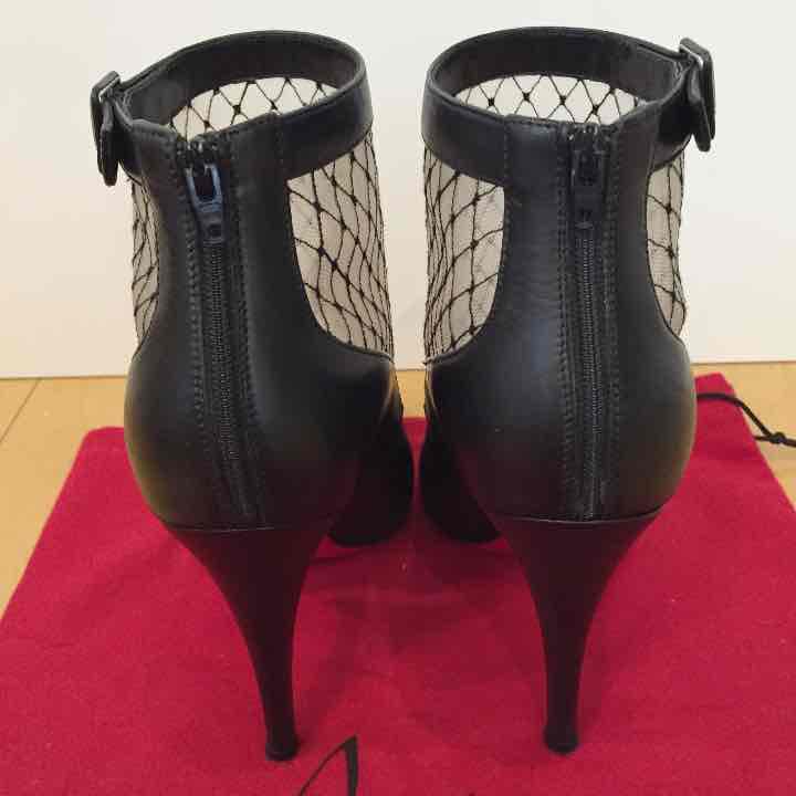 クリスチャンルブタン Christian Louboutin