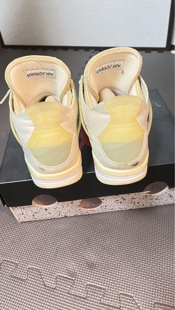 靴 Jordan 4 offwhite