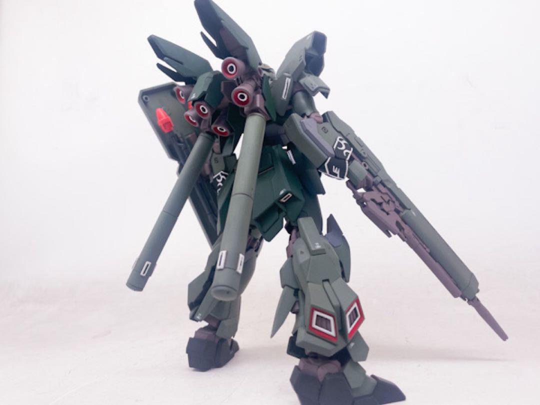 HGUC 1/144 シナンジュ・スタイン ナラティブVer. 完成品