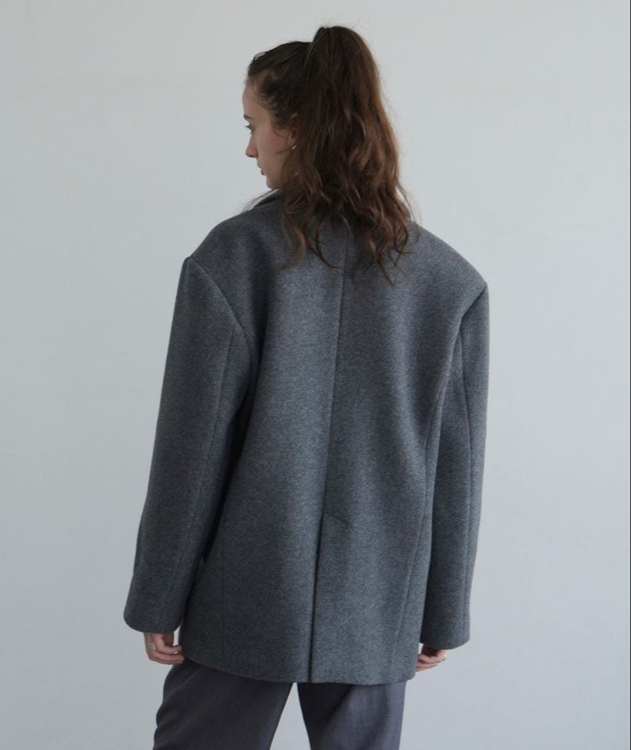 CLANE OVER SHOULDER PEAKED LAPEL COAT CLANE OVER SHOULDER PEAKED LAPEL COAT