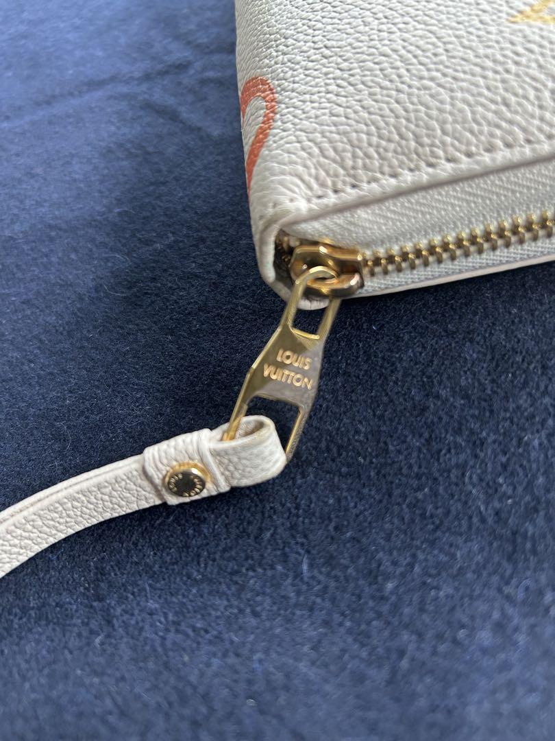 LOUIS VUITTON アンプラント　ジッピー　ウオレット