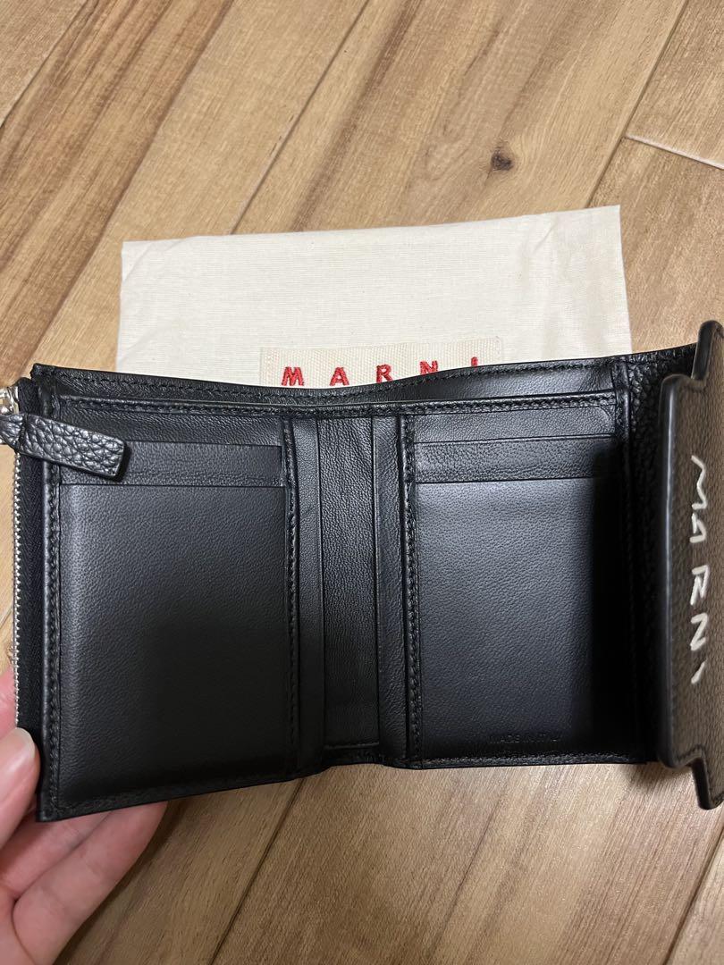 MARNI ブラックレザー 三つ折り財布