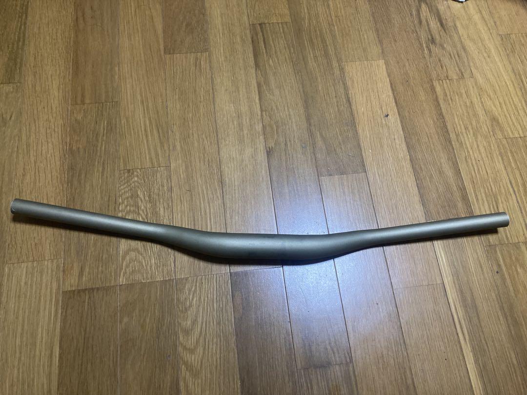 Renthal fatbar 35 20rise 700mm MTBバー