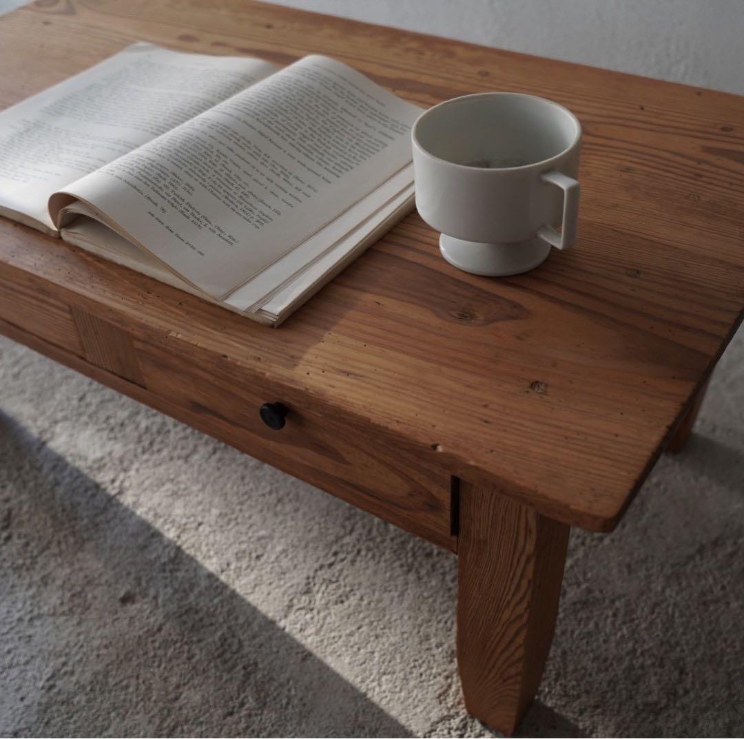 古い無垢材のコーヒーテーブル 古い無垢材のコーヒーテーブル