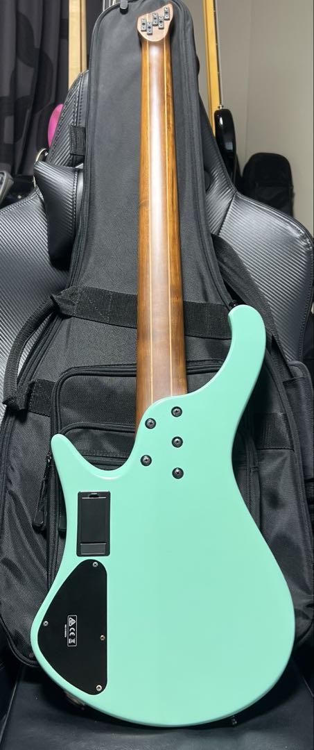 Ibanez EHB1005MS SFM ヘッドレス5弦ベース