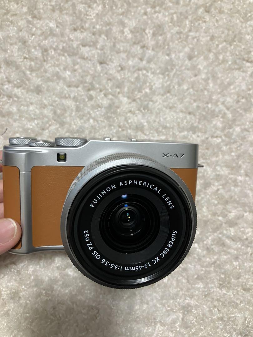 FUJI FILM X-A7 レンズキット CAMEL