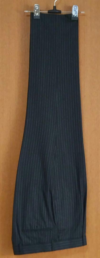 【美品】J-pressダークグレー ストライプ ビジネススーツ
