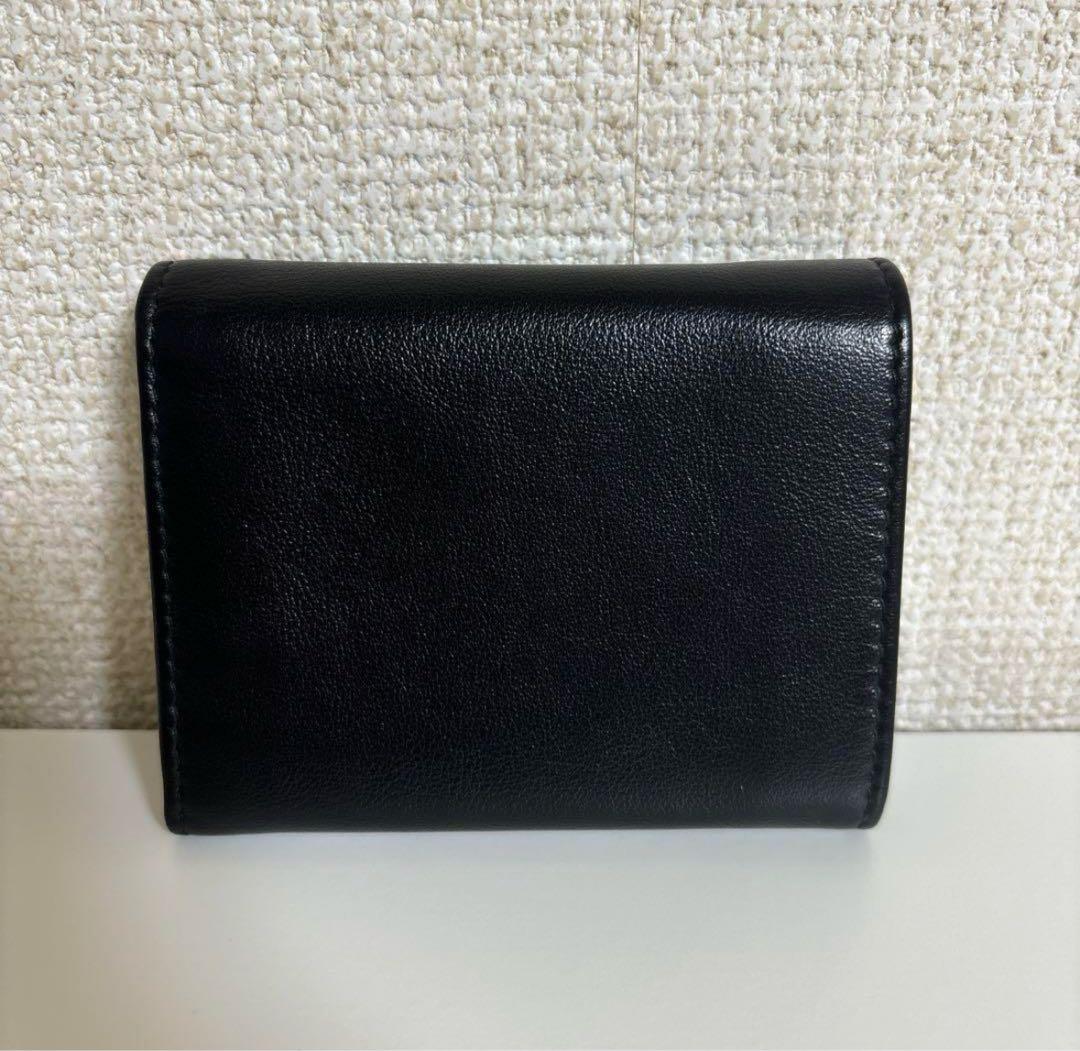 PRADA ブラック レザー 三つ折り財布 PRADA ブラックレザー 三つ折り財布