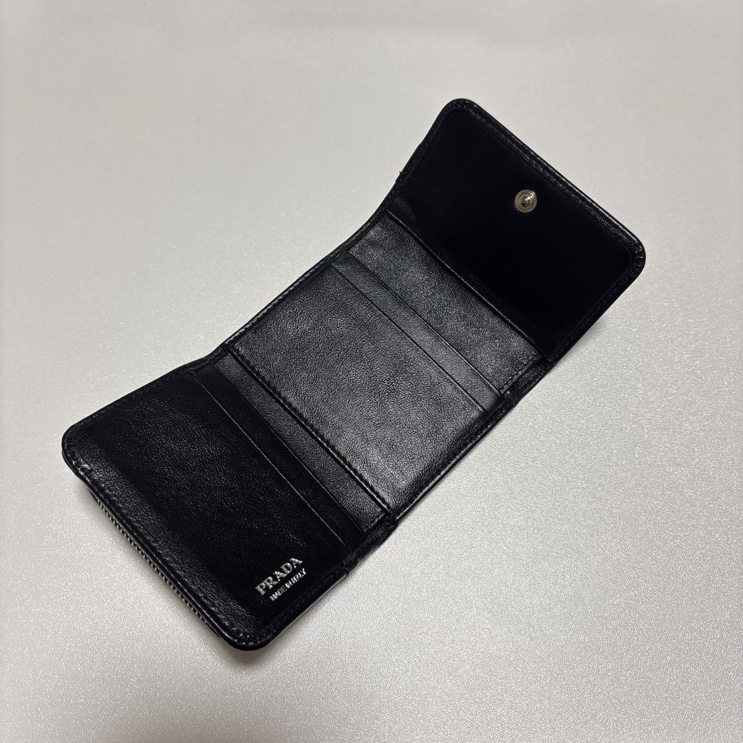PRADA ブラック レザー 三つ折り財布 PRADA ブラックレザー 三つ折り財布