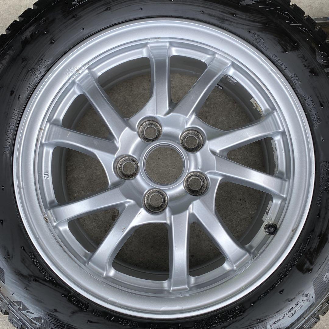 最新人気 中古溝ありハンコックスタッドレスセット205/60R16プリウスα純正 タイヤ・ホイール