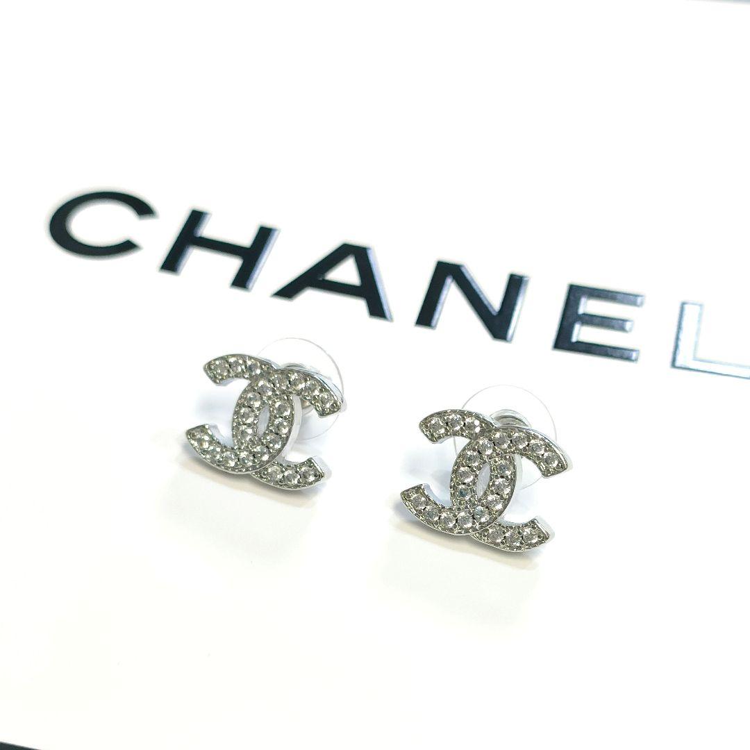 CHANEL シャネルCCロゴ ピアス すぐ届く☆CHANEL シャネル CCロゴ リボン ピアス 関税込