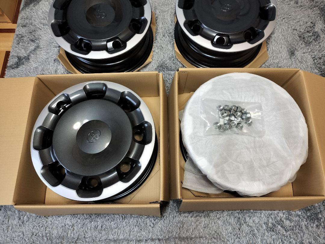 新車外し　新型シエンタ　Ｚ　純正スチールホイール　ナット付　①
