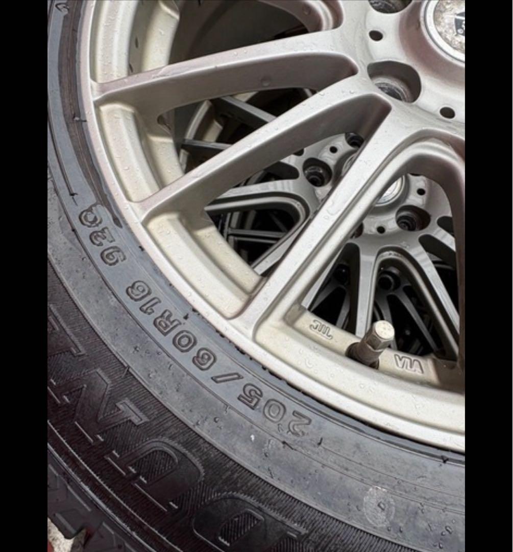 送料込みにします。ダンロップ 205/60R16 タイヤ・ホイールセット 送料込みにします。ダンロップ 205/60R16 タイヤ・ホイールセット