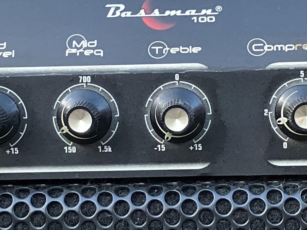 完動fender baseman100コンボ